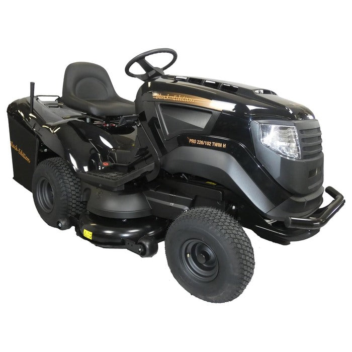 BLACK EDITION PRO 226/102 Twin H Rasentraktor